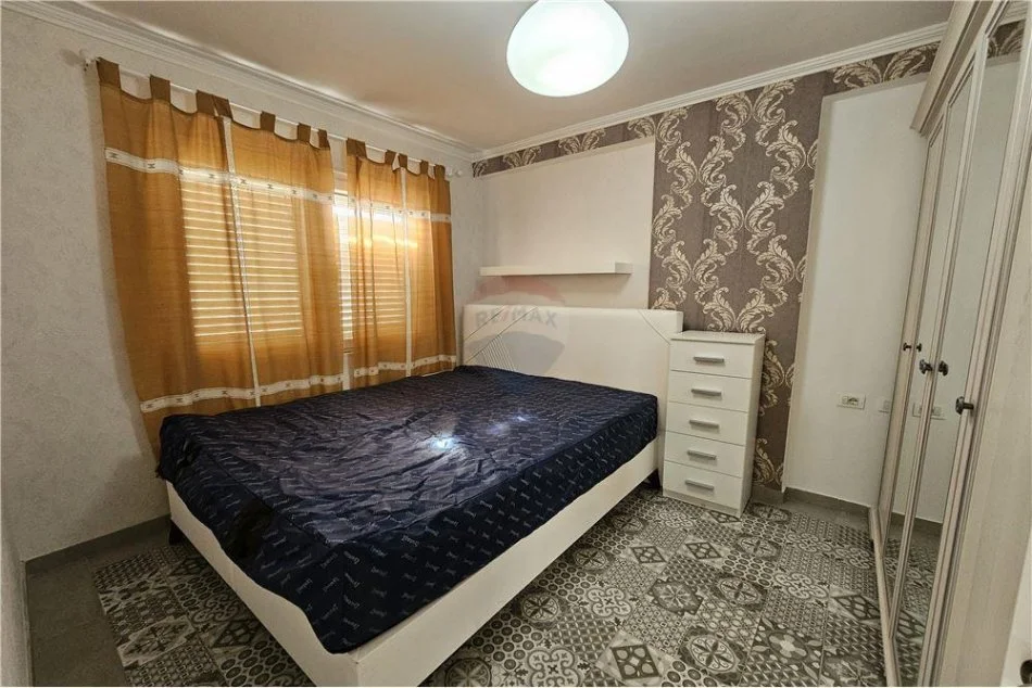 Tirane, shitet apartament Kati 3, 73 m² 180.000 € 