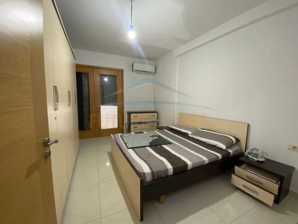 Tirane, shitet apartament 2+1+Ballkon Kati 6, 113 m² 210.000 € (Tregu Elektrik)