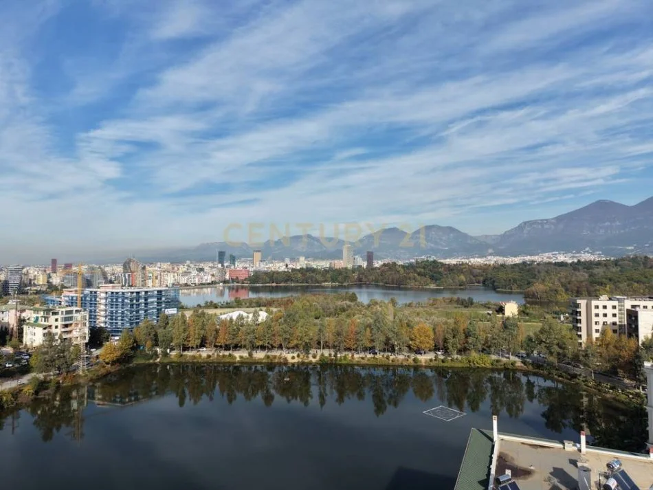 Tirane, shes apartament 2+1+Aneks+Ballkon Kati 2, 93 m² 238.000 € 