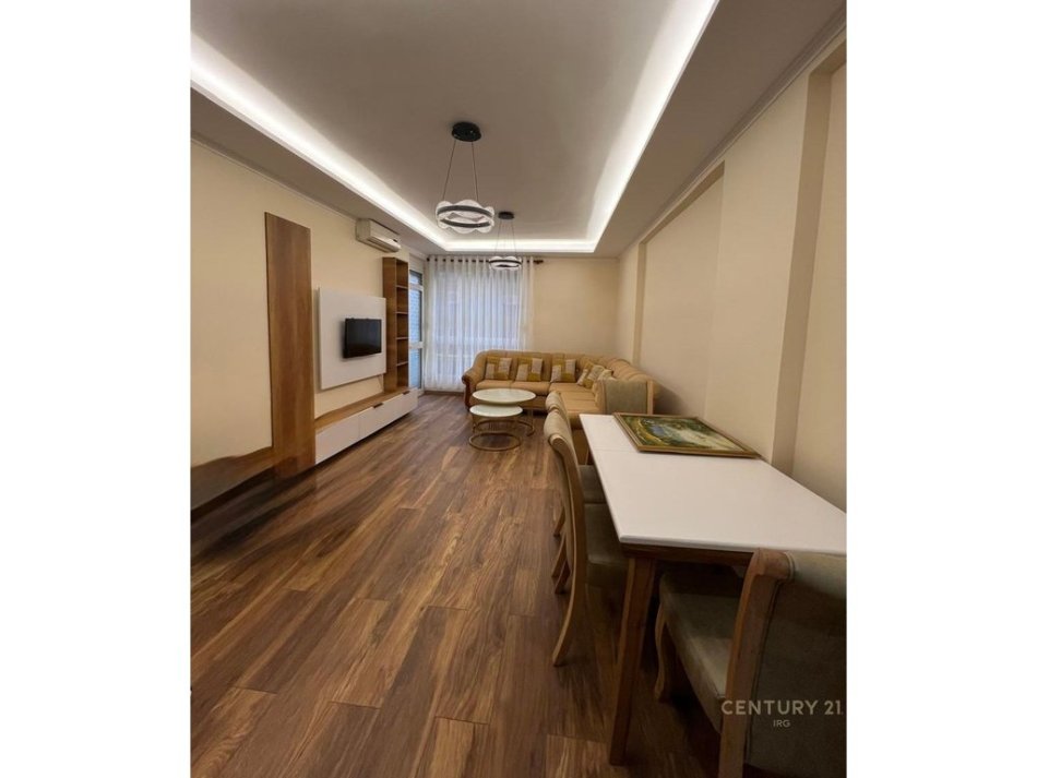 Tirane, jepet me qera apartament 1+1 Kati 2, 60 m² 550 € 