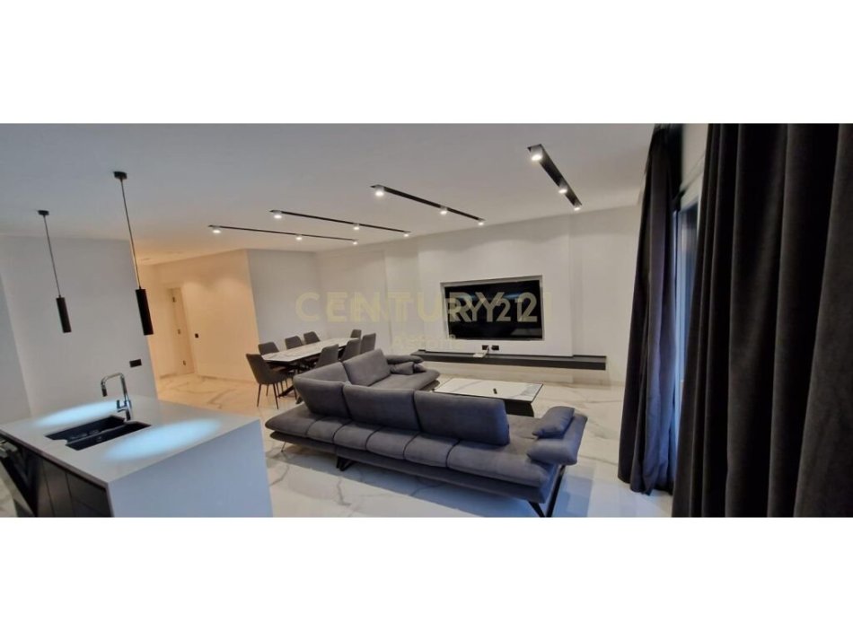 Tirane, jepet me qera apartament 2+1+Aneks+Ballkon Kati 5, 129 m² 1.200 € (Hipoteka)