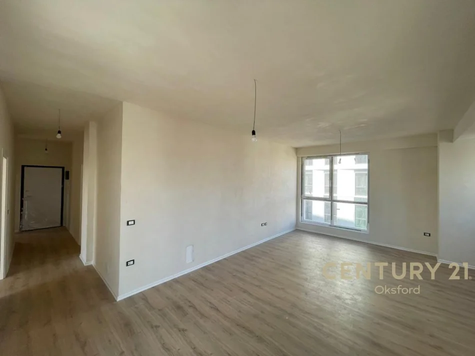 Tirane, shitet apartament 3+1+Ballkon Kati 3, 135 m² 435.000 € 
