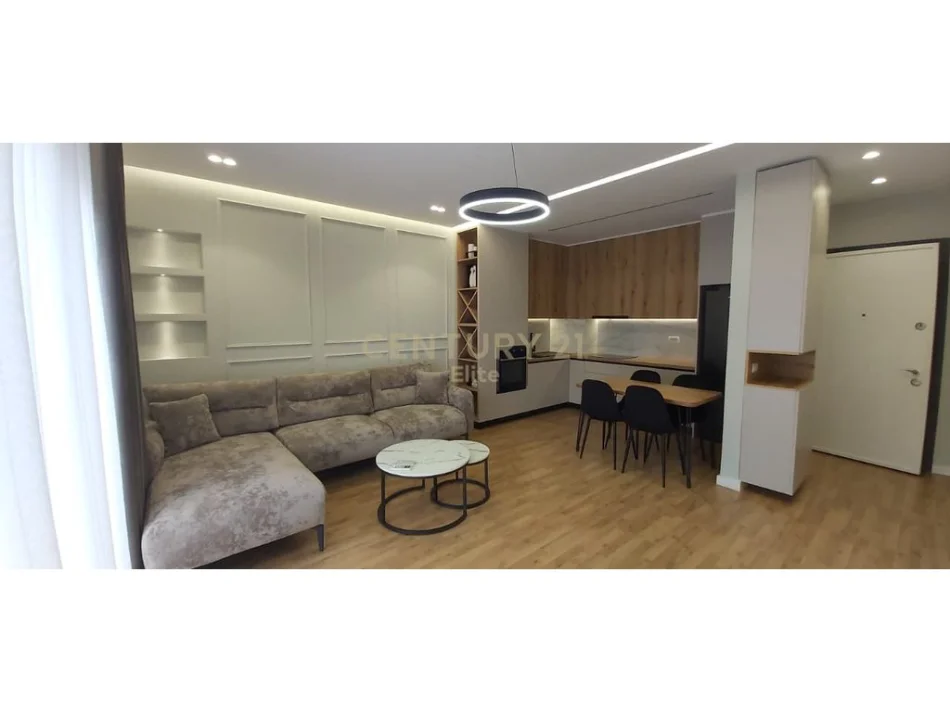 Tirane, jepet me qera apartament 1+1 Kati 10, 55 m² 650 € (ish fusha Aviacioniz)