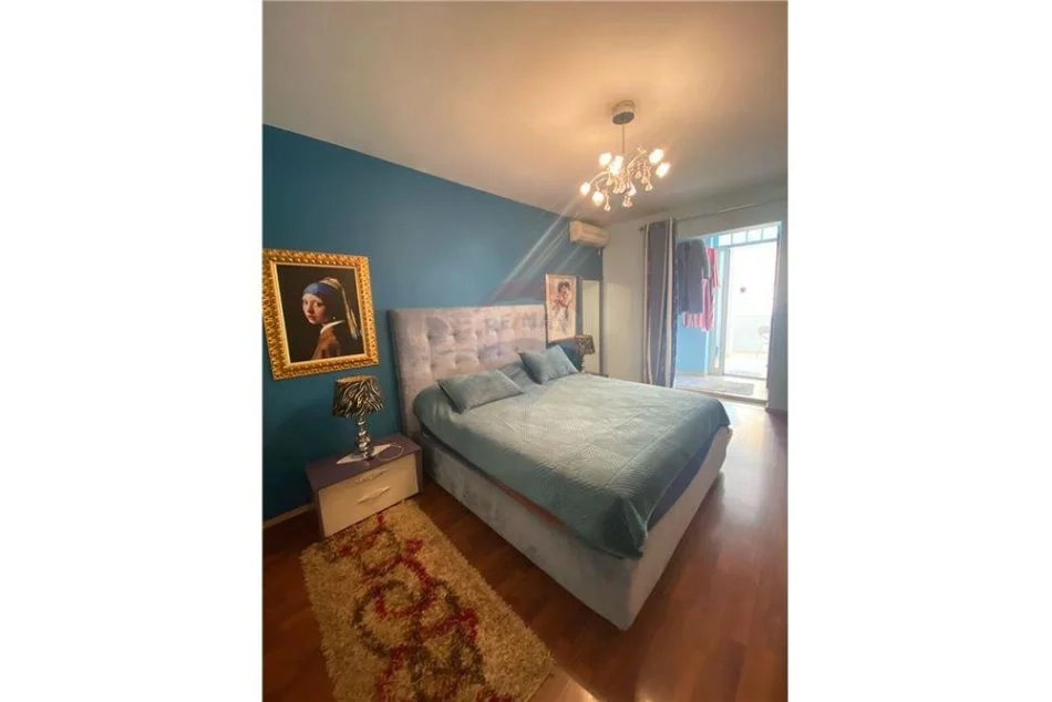 Tirane, jepet me qera apartament Kati 6, 140 m² 700 € 