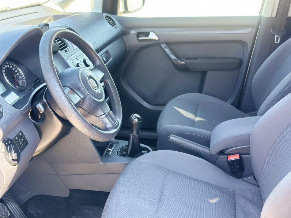 Durres, shitet makine VOLKSWAGEN CADDY 2.0 Benzin+Gaz, gri metalizato manuale Klima