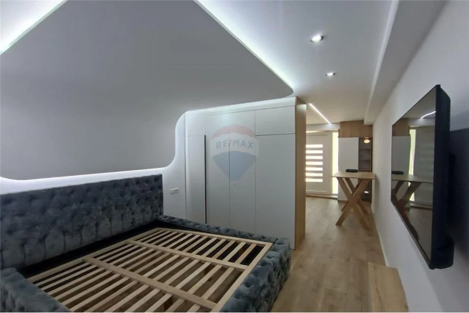 Tirane, jepet me qera apartament Kati 1, 40 m² 550 € 