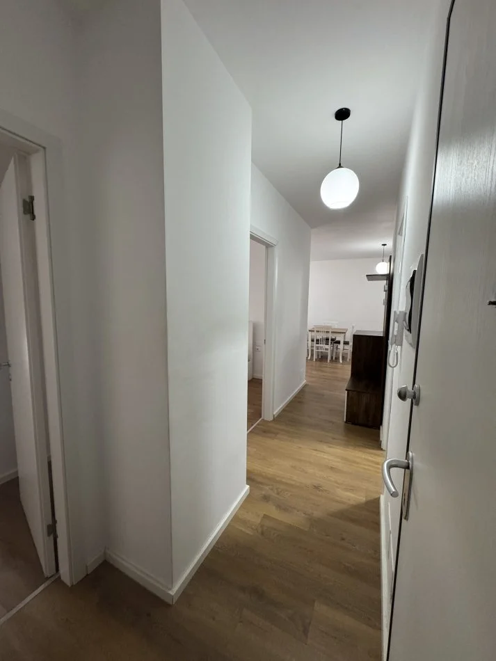 Tirane, apartament 2+1+Ballkon Kati 3,