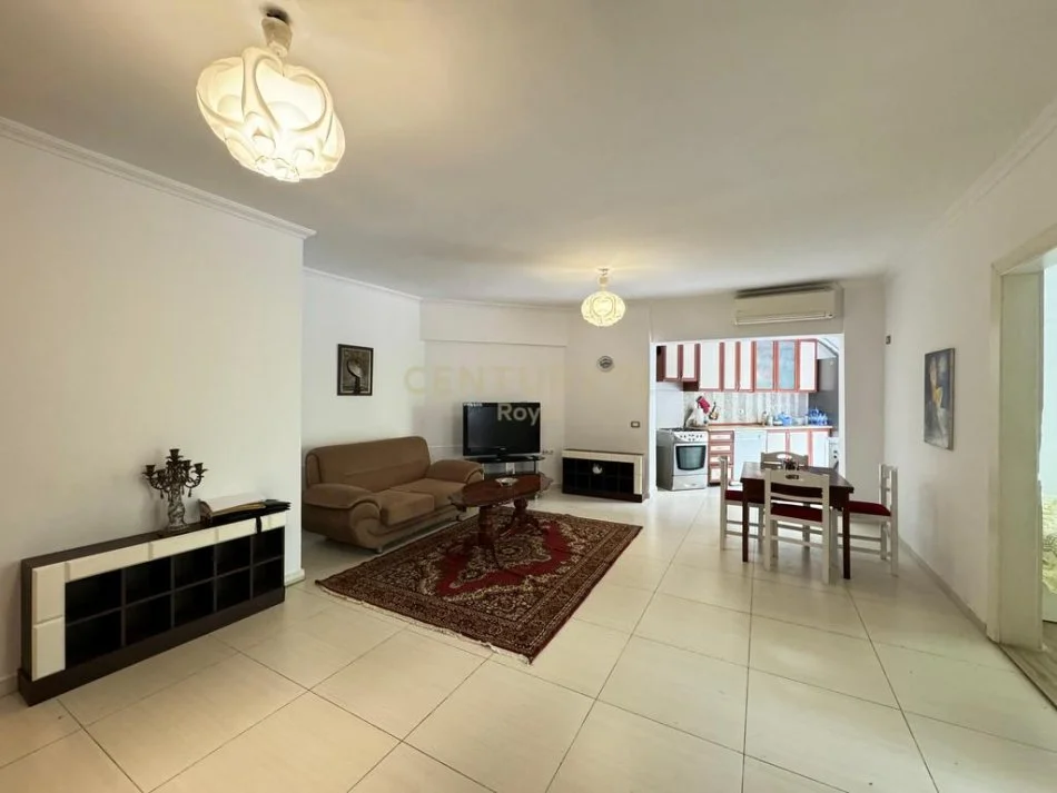 Tirane, shitet apartament 2+1 , 120 m² 176.500 € 