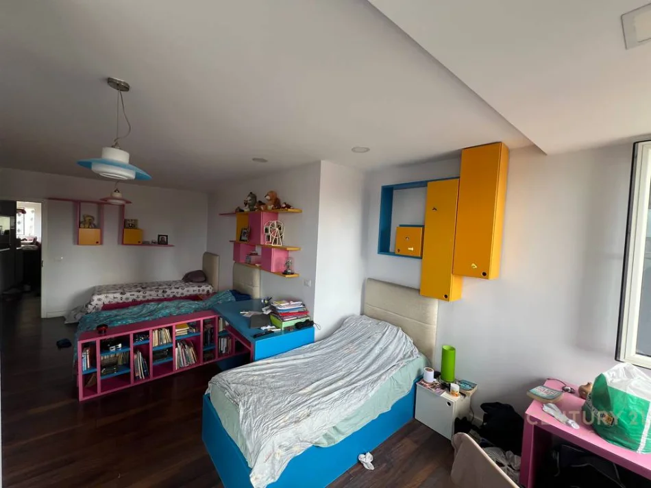Tirane, shitet apartament 2+1+Aneks Kati 11, 154 m² 360.000 € (Rruga e dibres)