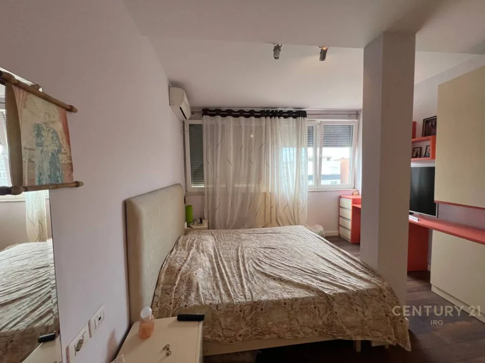 Tirane, shitet apartament 2+1+Aneks Kati 11, 154 m² 360.000 € (Rruga e dibres)