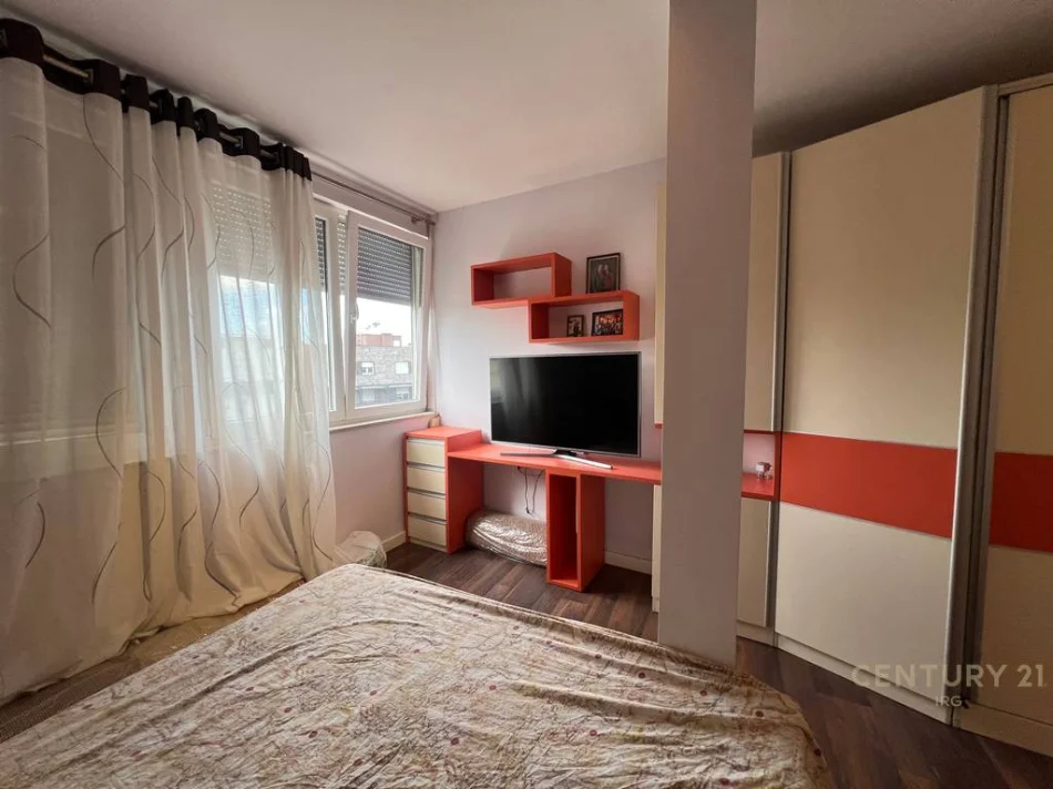Tirane, shitet apartament 2+1+Aneks Kati 11, 154 m² 360.000 € (Rruga e dibres)