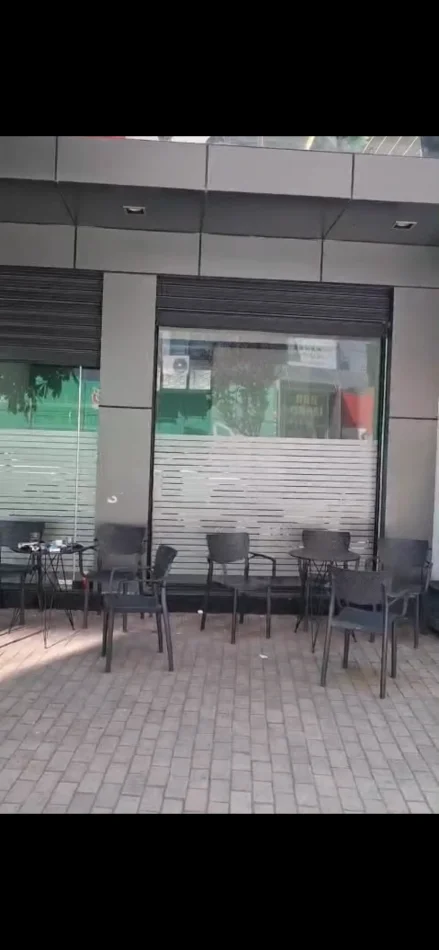 Fier, jepet me qera ambjent biznesi Kati 0, 50 m² (29 nentori)