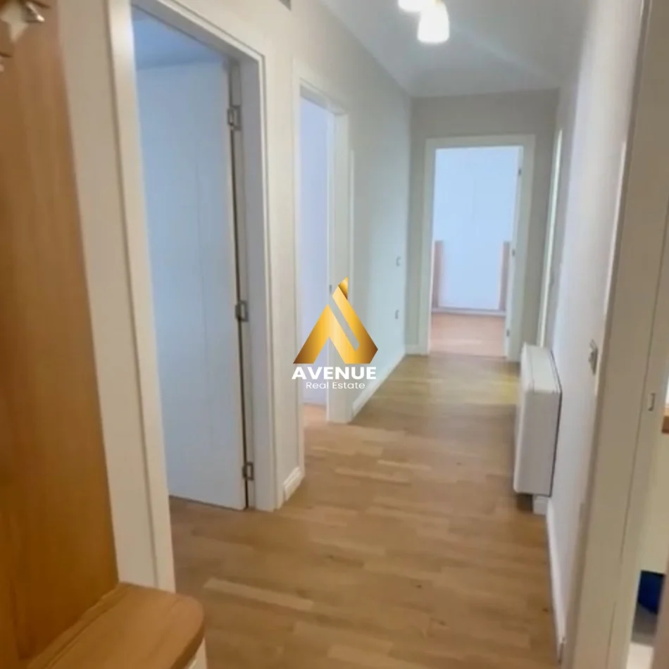 Tirane, jepet me qera apartament 3+1 Kati 6, 155 m² 1.500 € (Prokop Mima)