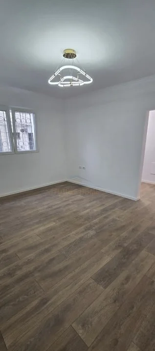 Tirane, shitet apartament 1+1 Kati 1, 57 m² 137.000 € 