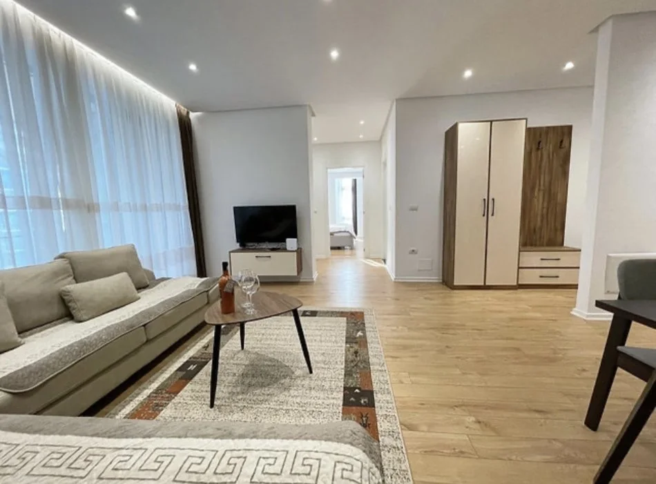 Tirane, jepet me qera apartament 2+1 Kati 4, 110 m² 1.200 € (Tek Rruga e Dibres)