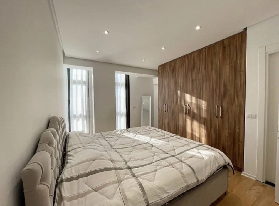 Tirane, jepet me qera apartament 2+1 Kati 4, 110 m² 1.200 € (Tek Rruga e Dibres)