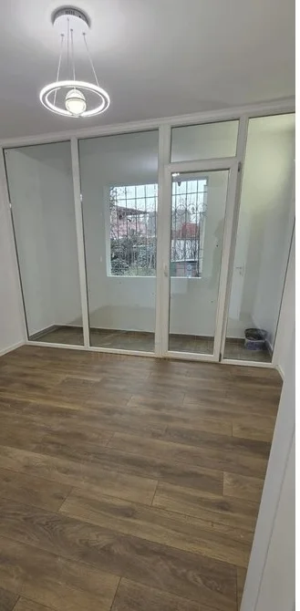 Tirane, shitet apartament 1+1 Kati 1, 57 m² 137.000 € 