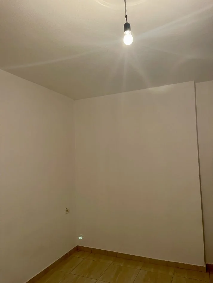 Fresk, Shitet Apartment 2+1, Pran Restorant Qesarakut