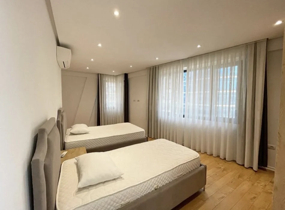 Tirane, jepet me qera apartament 2+1 Kati 4, 110 m² 1.200 € (Tek Rruga e Dibres)