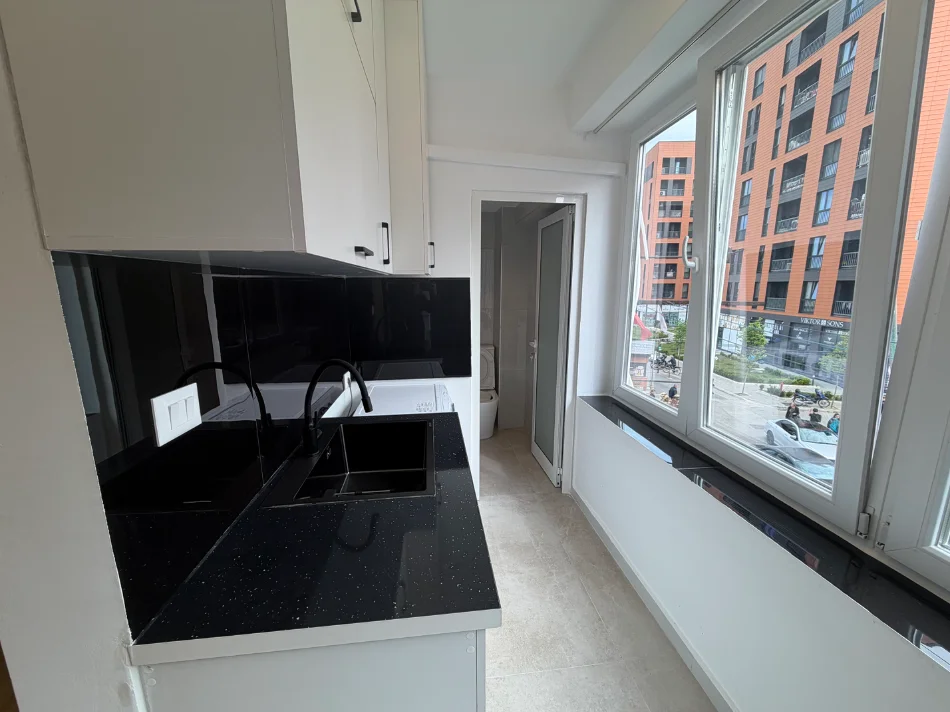 Tirane, shitet 1+1 Kati 2, (RRUGA FERIT XHAJKO)