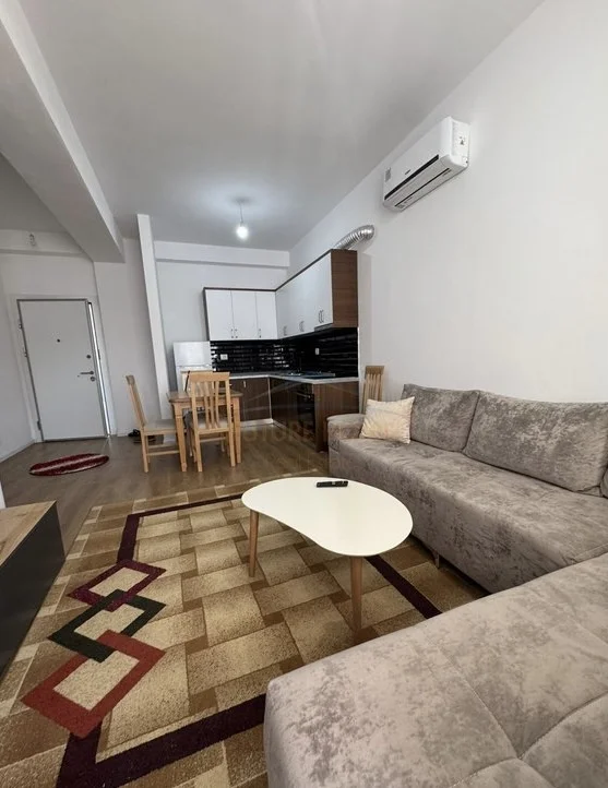 Tirane, jepet me qera apartament 2+1 , 76 m² 500 € 