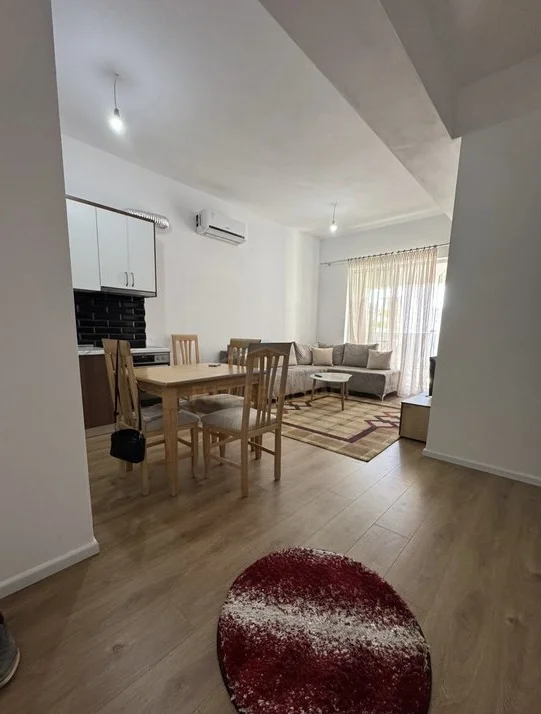 Tirane, jepet me qera apartament 2+1 , 76 m² 500 € 