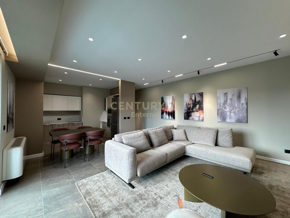 Tirane, jepet me qera apartament 2+1+Aneks+Ballkon Kati 14, 120 m² 2.200 € (Ambassador 3)