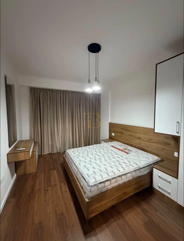 Tirane, jepet me qera apartament 1+1 Kati 3, 75 m² 45.000 € 