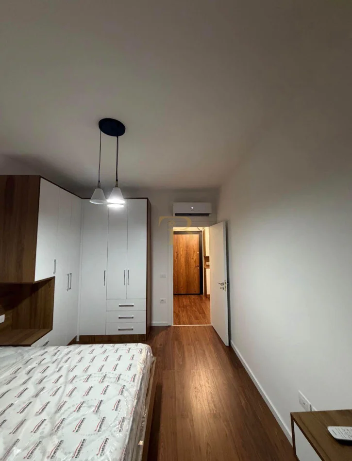 Tirane, jepet me qera apartament 1+1 Kati 3, 75 m² 45.000 € 