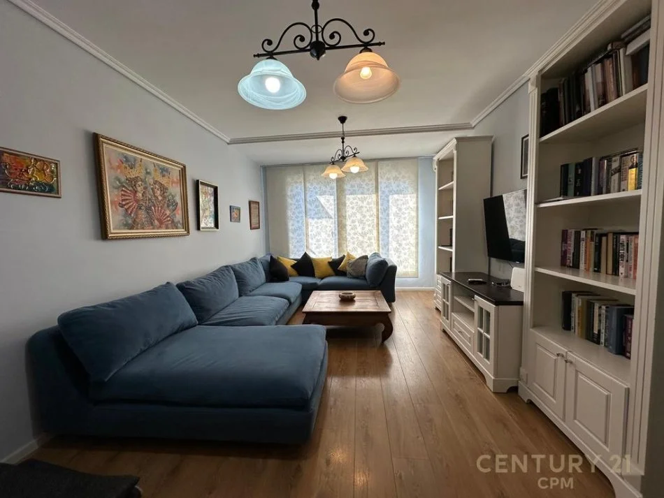 Tirane, jepet me qera apartament 2+1 Kati 5, 90 m² 135.000 € 