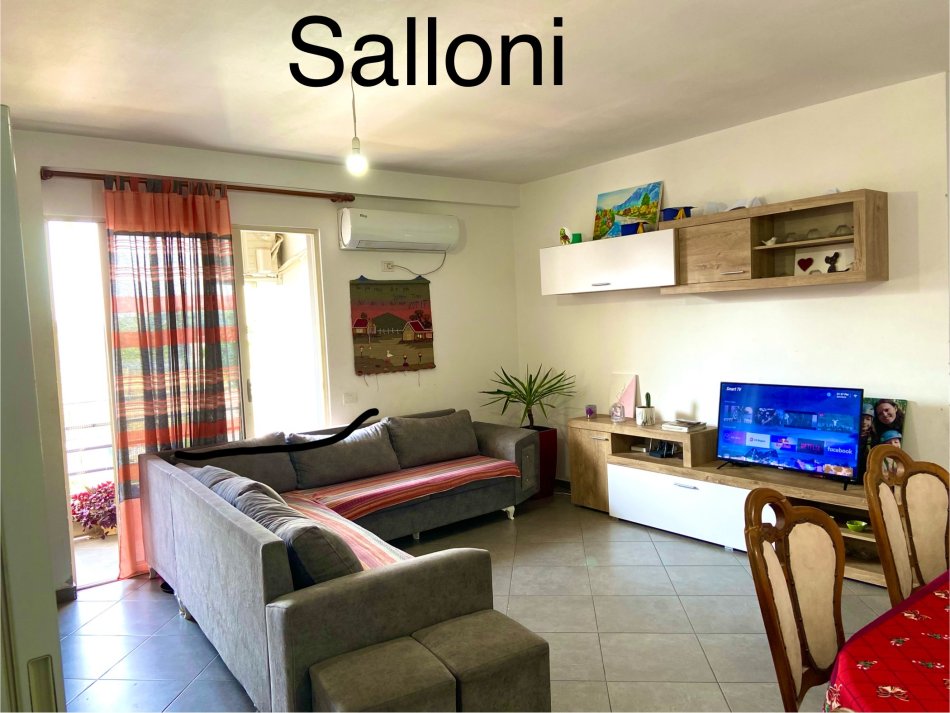Tirane, jepet me qera apartament 2+1+Aneks+Ballkon Kati 4, 110 m² 400 € (Rruga Aleksander Konda)