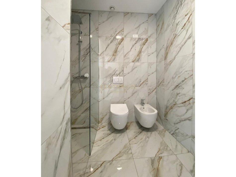 Tirane, jepet me qera apartament 2+1+Aneks+Ballkon Kati 4, 124 m² 1.300 € (Lake View)