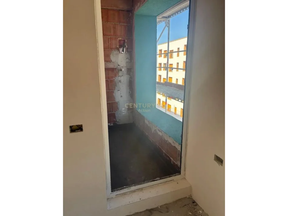 Tirane, shes apartament 1+1+Aneks+Ballkon Kati 6, 60 m² 102.000 € (Kadiu)