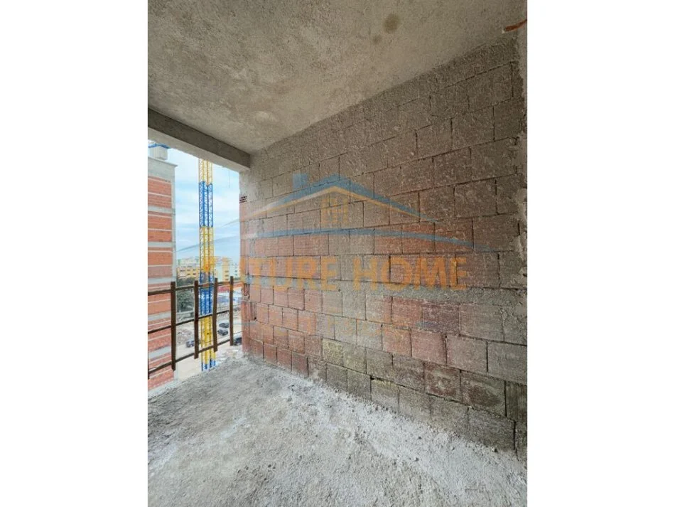 Tirane, shitet apartament 3+1+Ballkon Kati 5, 110 m² 131.000 € (Tirana Entry 2)