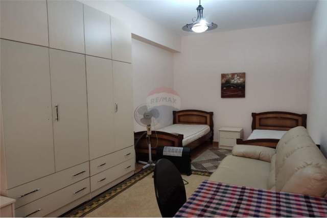 Tirane, jepet me qera apartament 1+1 Kati 2, 60 m² 340 Euro (Don Boski)