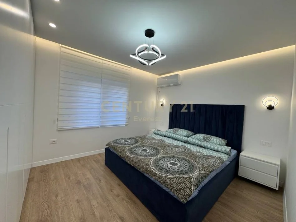 Tirane, jepet me qera apartament 1+1 Kati 3, 60 m² 540 € 