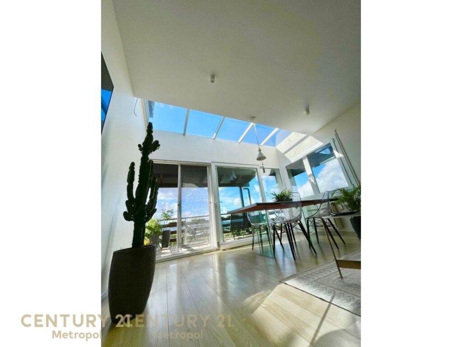 Tirane, shitet apartament 2+1+Aneks+Ballkon Kati 2, 140 m² 370.000 € (Rruga Seit Teqja)