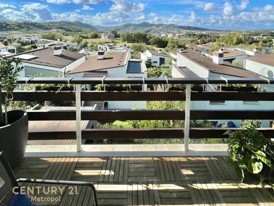 Tirane, shitet apartament 2+1+Aneks+Ballkon Kati 2, 140 m² 370.000 € (Rruga Seit Teqja)