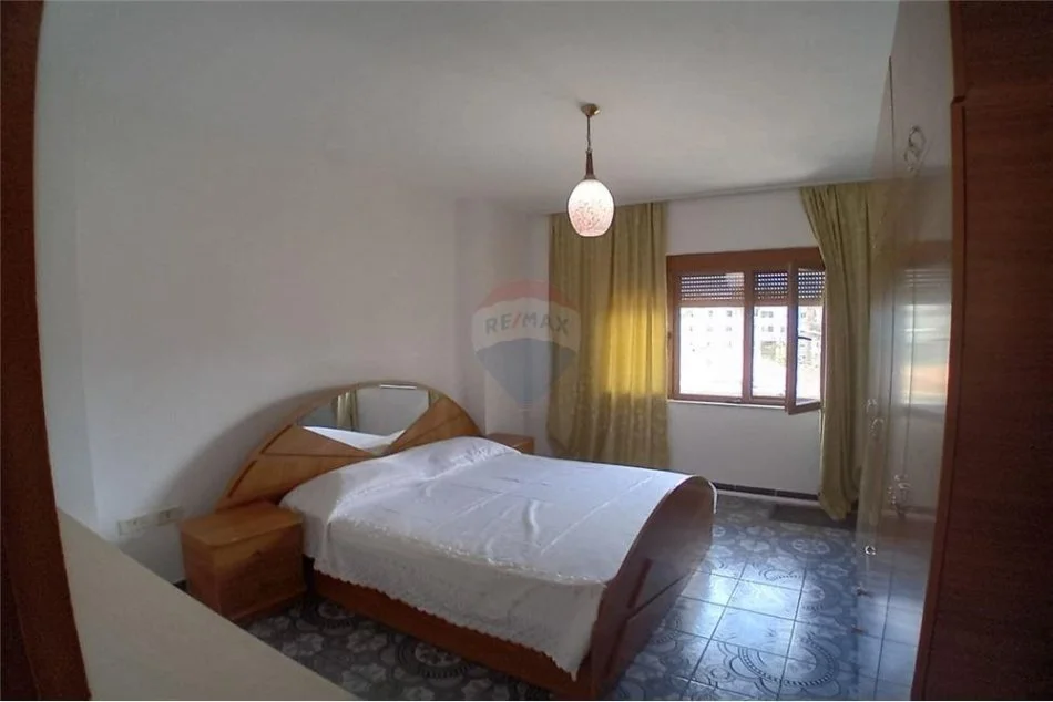 Tirane, jepet me qera apartament Kati 5, 80 m² 480 € 