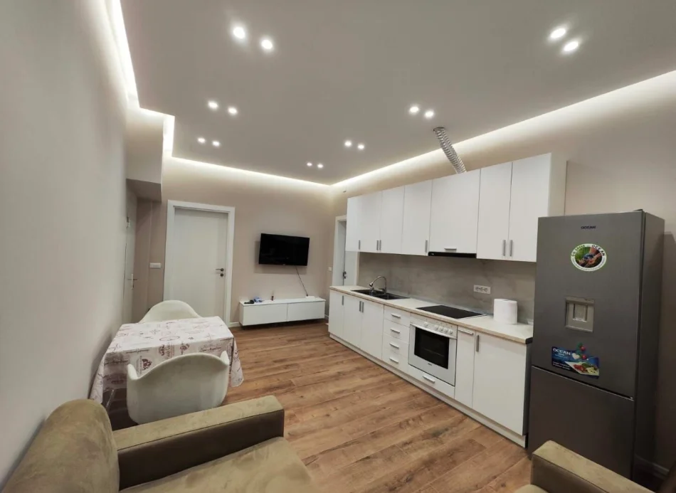 Tirane, jepet me qera apartament 5+1+Aneks+Ballkon , 3.000 € 
