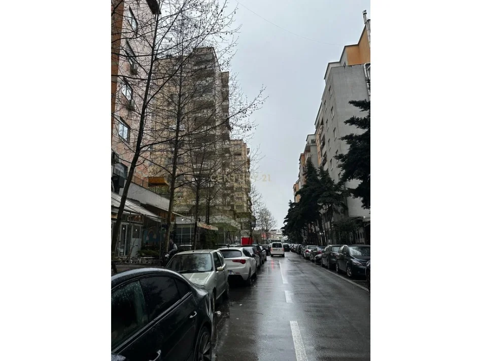 Tirane, shitet ambjent biznesi , 62 m² 118.000 € 