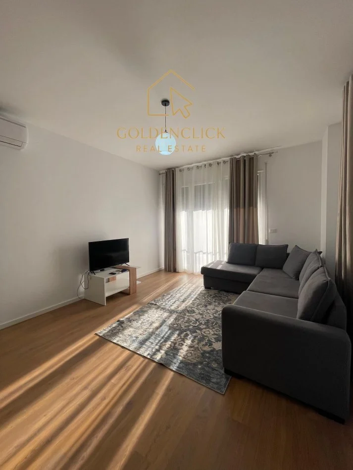 Tirane, jepet me qera apartament 2+1 Kati 2, 101 m² 750 € (Trio tower)
