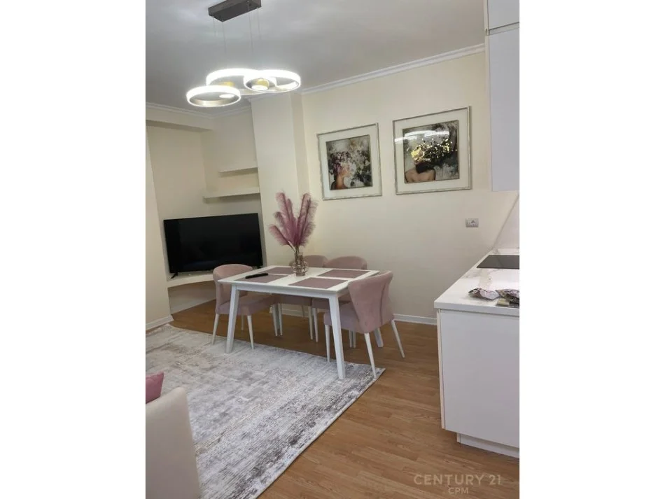 Tirane, jepet me qera apartament 2+1 Kati 5, 80 m² 1.200 € 