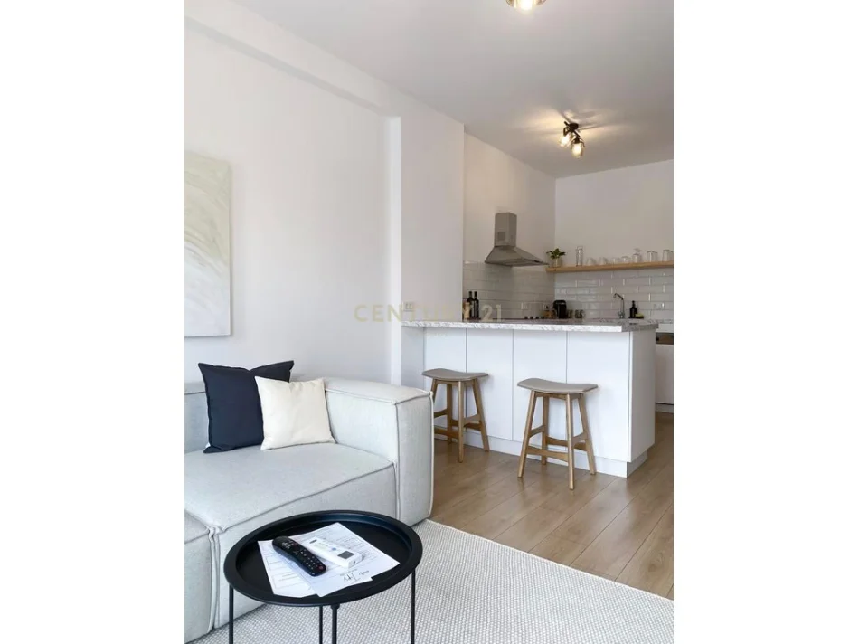 Tirane, jepet me qera apartament 1+1+Aneks+Ballkon Kati 1, 51 m² 750 € (Quartum Residence)