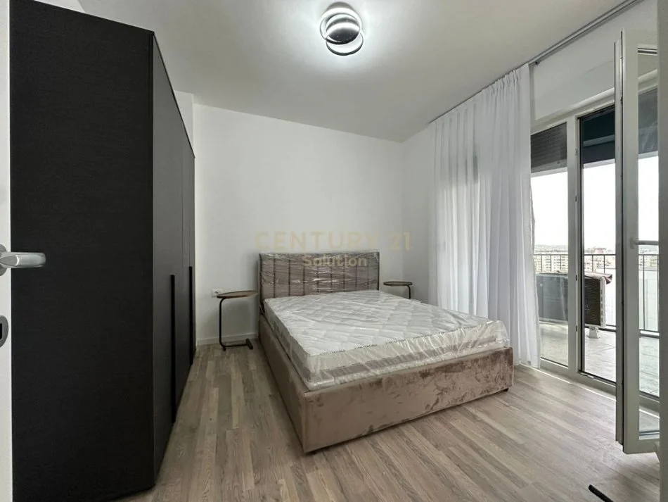 Tirane, jepet me qera apartament 2+1 Kati 9, 100 m² 800 € 