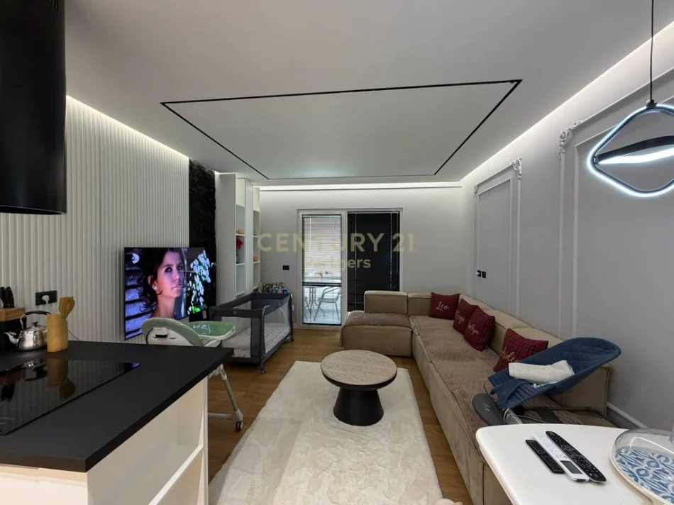 Tirane, shes apartament 2+1 Kati 5, 117 m² 240.000 € (Astir)