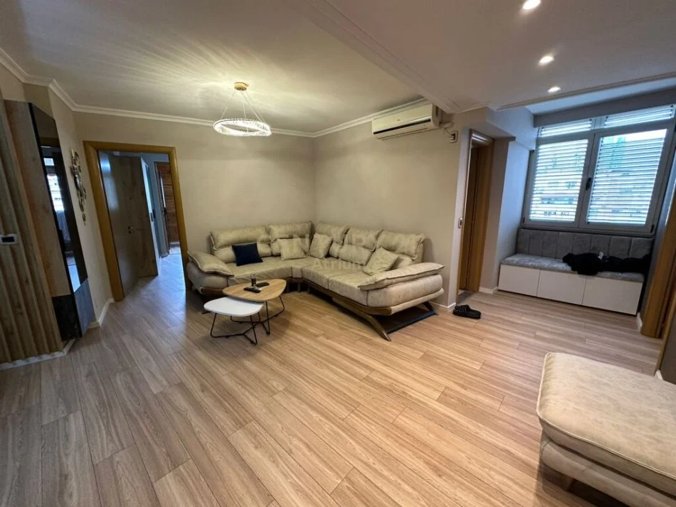 Tirane, shitet apartament 2+1 Kati 9, 115 m² 235.000 € (Myslym Shyrri)