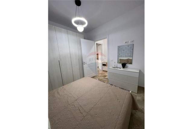 Tirane, shitet apartament 1+1+BLK Kati 3, 77 m² 130.000 Euro