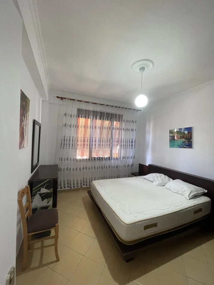 Tirane, jepet me qera apartament 2+1+Aneks+Ballkon Kati 6, 100 m² 470 € (Astir)