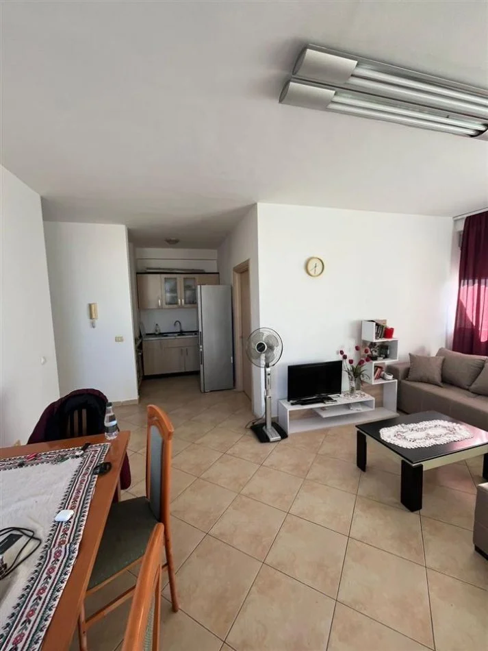 Tirane, jepet me qera apartament 2+1 Kati 7, 80 m² 550 € (Ish Parku ,Rruga e Kavajes)